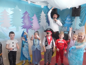 Bal karnawałowy w przedszkolu