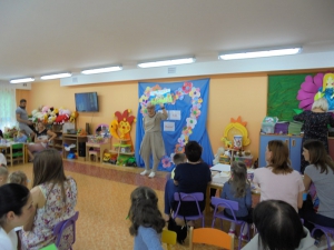 Dzień Matki i warsztaty plastyczne