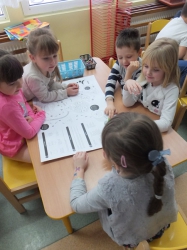 Pamiętajcie dzieci - segregujcie śmieci