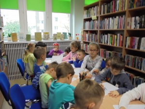 Przedszkolaki w bibliotece