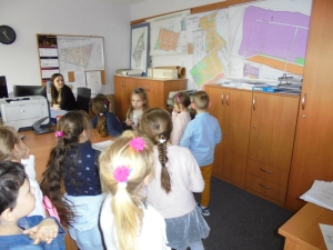 Przedszkolaki w Urzędzie Miasta