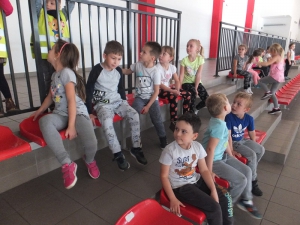 Zajęcia i zabawy ruchowe w Powiatowej Hali Sportowej w Radomsku