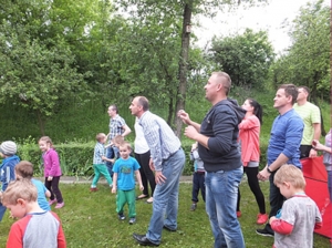 „Co słychać w lesie?”- sportowe rodzinne igraszki