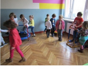 Przedszkolaki w bibliotece