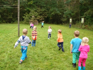 Piknik rodzinny „Razem z Leśnym Skrzatem wędrujemy po lesie”