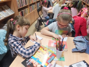 Przedszkolaki w bibliotece