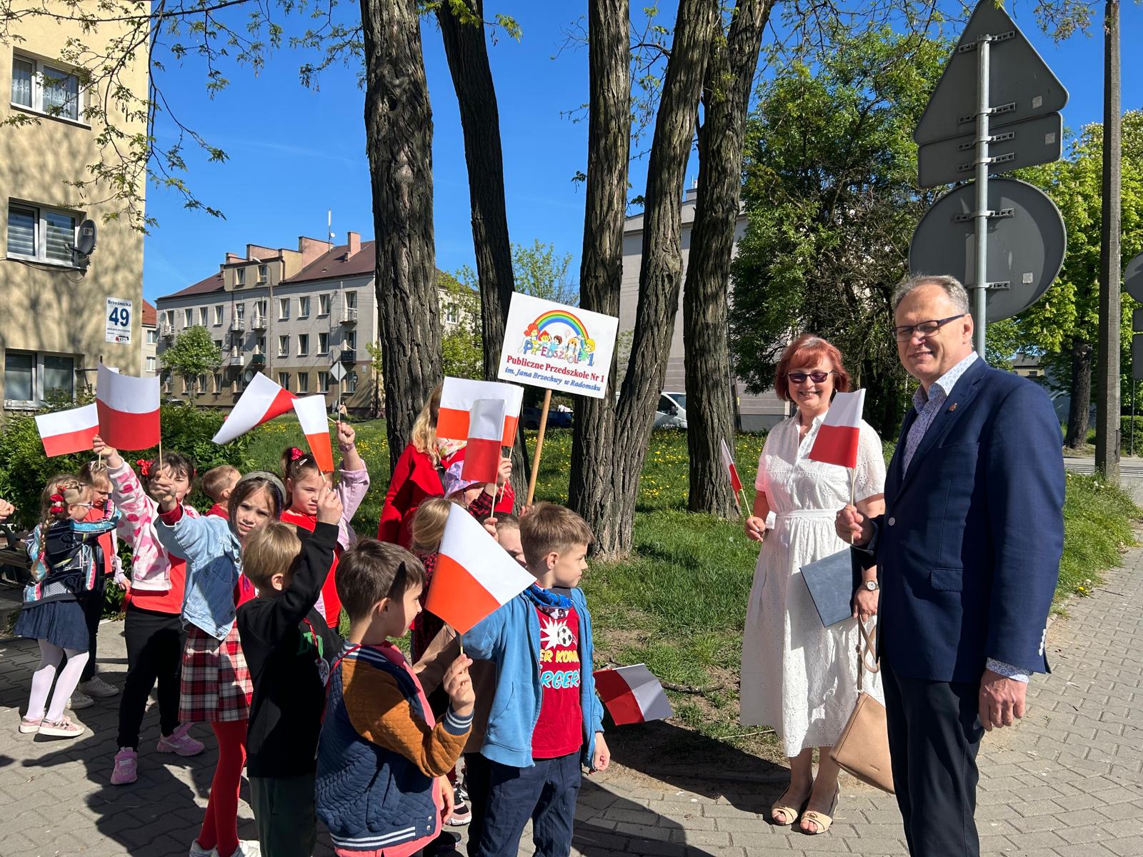 Żywa Flaga - Dzień Flagi Rzeczypospolitej Polskiej